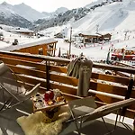 Hotel Alpen Ruitor 4*