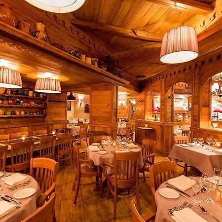 Hotel Alpen Ruitor 4*