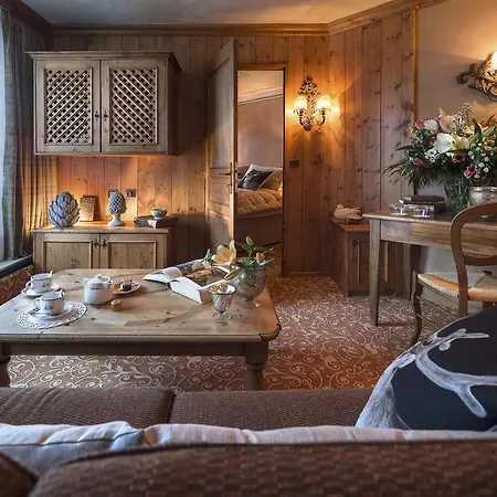 Alpen Ruitor 호텔 4*